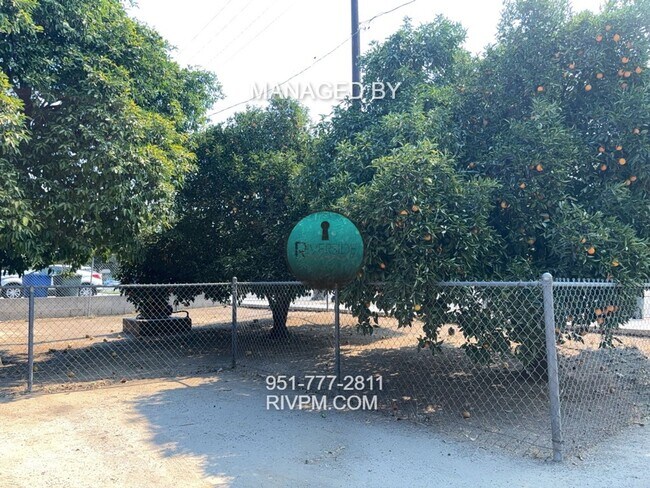 Building Photo - Riverside Duplex Retreat – Water Included!