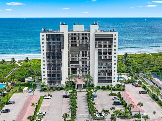 Building Photo - 3100 N Hwy A1A