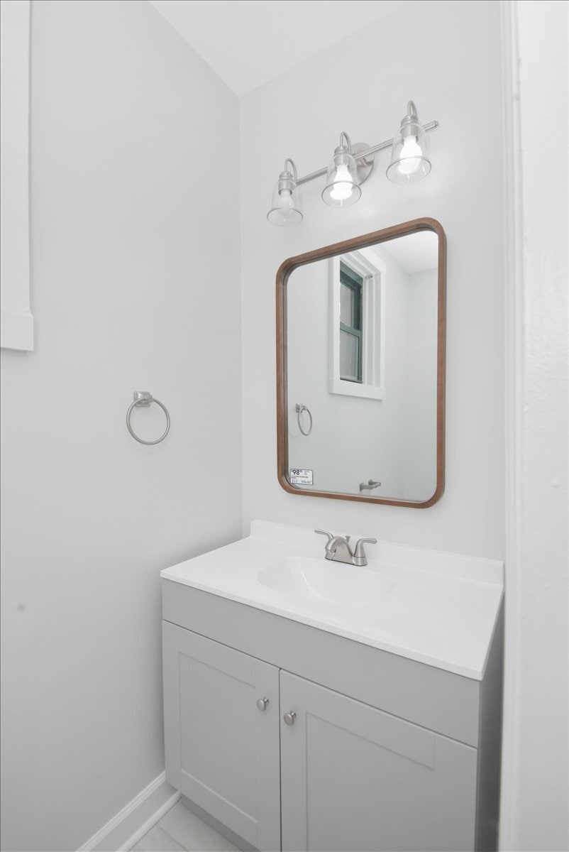 Building Photo - 6541 S Woodlawn Ave