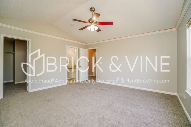 Building Photo - 3879 Liriope St