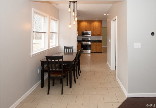 Building Photo - 14 Jefferson Ave