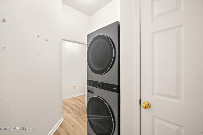 Building Photo - 108 Brannan Pl