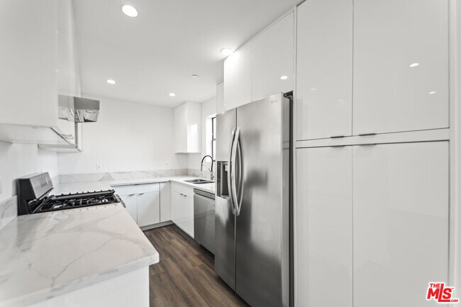 Building Photo - 1254 9th St