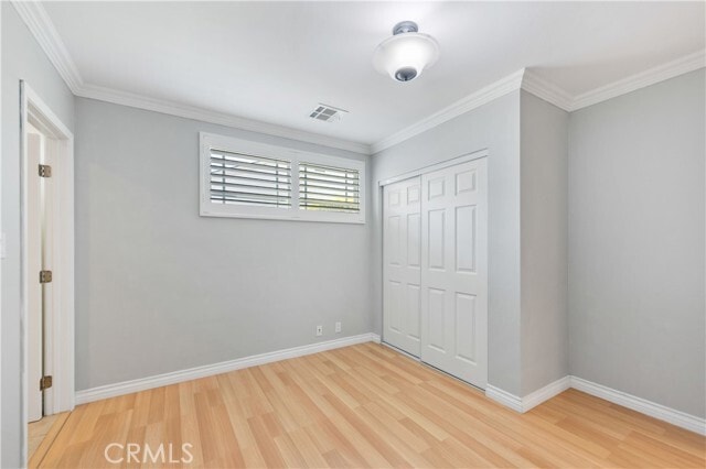 Building Photo - 5326 Farna Ave