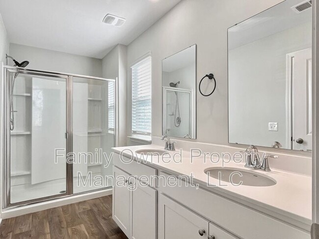 Building Photo - 146 Sweet Cherry Ln