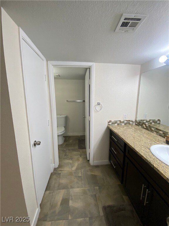 Building Photo - 2300 E Silverado Ranch Blvd