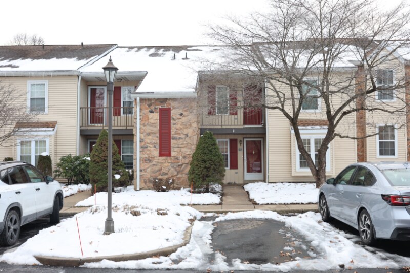 Building Photo - 154 Valley Greene Cir