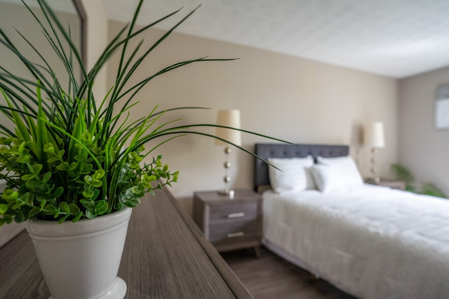 Primary Photo - Willow Pond Apartments & Townhouses