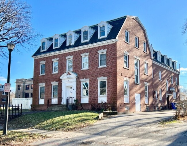 Building Photo - 77-81 Barberry Terrace
