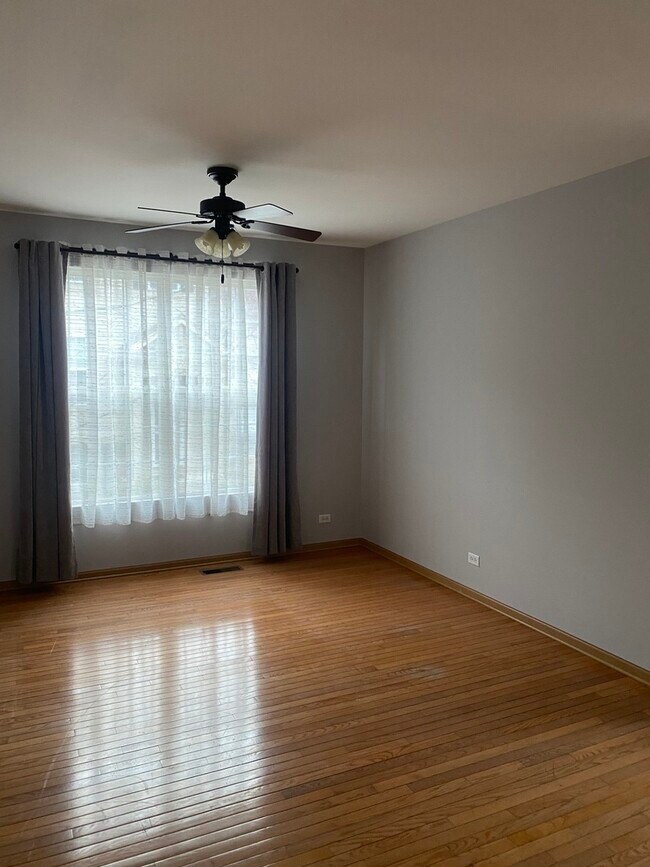 Building Photo - 759 Cherry Creek Dr