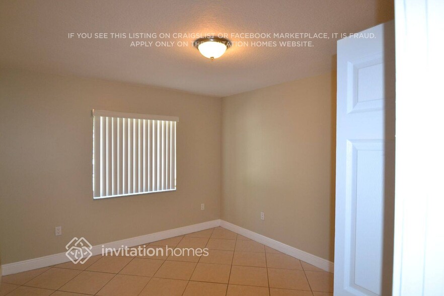 Building Photo - 1192 NW 134th Pl