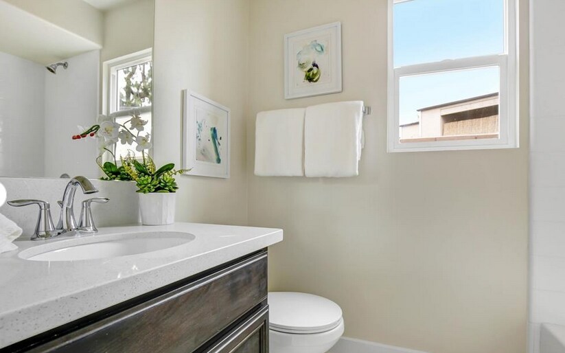 Building Photo - 707 Magnolia Ave