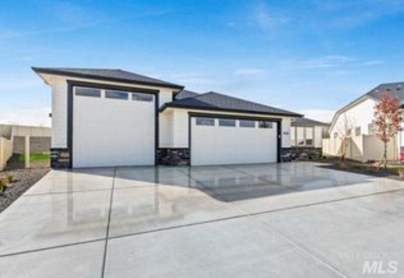 Building Photo - 15035 Veraison Pl