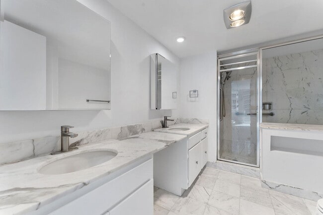 Building Photo - 1360 S Ocean Blvd