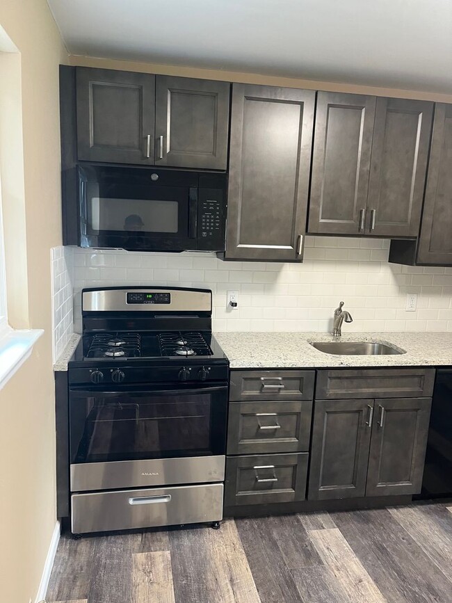 Building Photo - Belmont Ave Realty Group, LLC