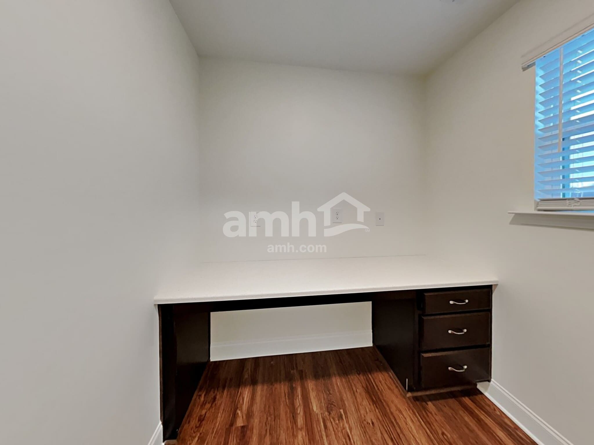 Building Photo - 137 Hazel Pk Dr