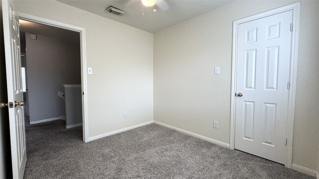 Building Photo - 4243 Daisy Meadow Dr