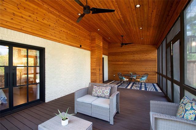 Building Photo - 1134 N Clinton Ave