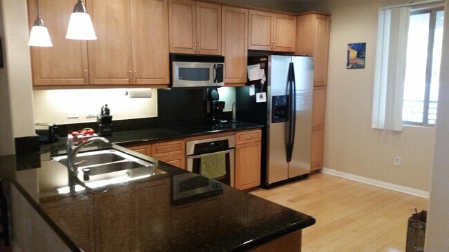 Building Photo - 3887 Pell Pl