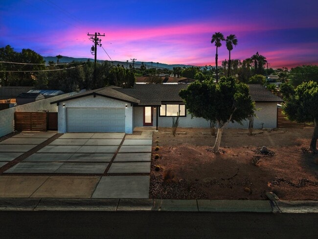 Building Photo - 2600 N Chuperosa Rd