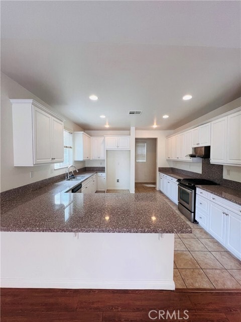 Building Photo - 3022 E Via Corvina