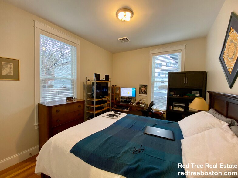 Building Photo - 405 S Huntington Ave