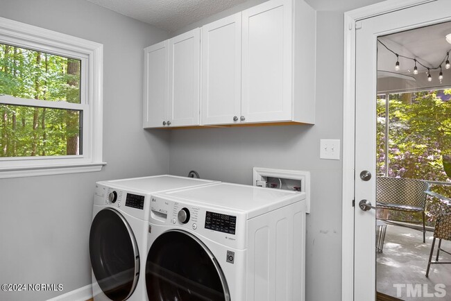 Building Photo - 3204 Tanager St