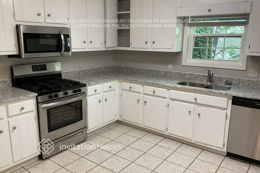 Building Photo - 2407 Westland Way