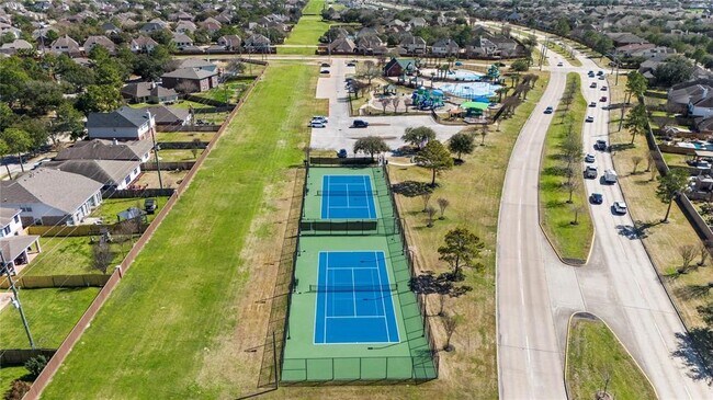 Building Photo - 11823 Canyon Mills Dr