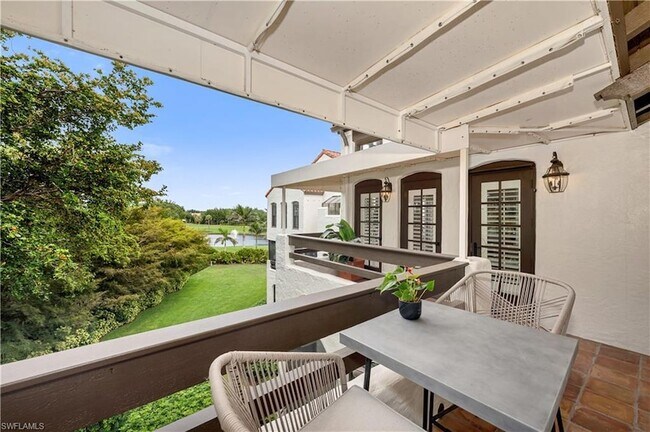 Building Photo - 5850 Pelican Bay Blvd