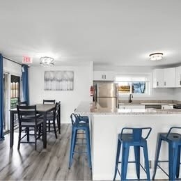 Building Photo - 5201 Banks Pl NE