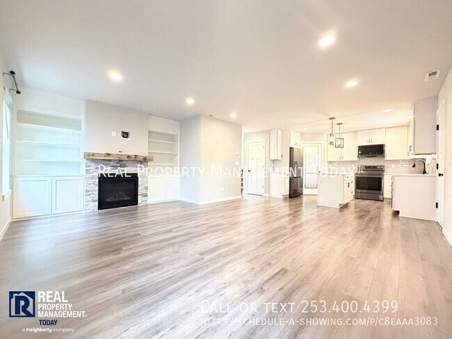Building Photo - 362 Bondgard Ave E