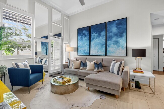 Building Photo - 600 S Dixie Hwy