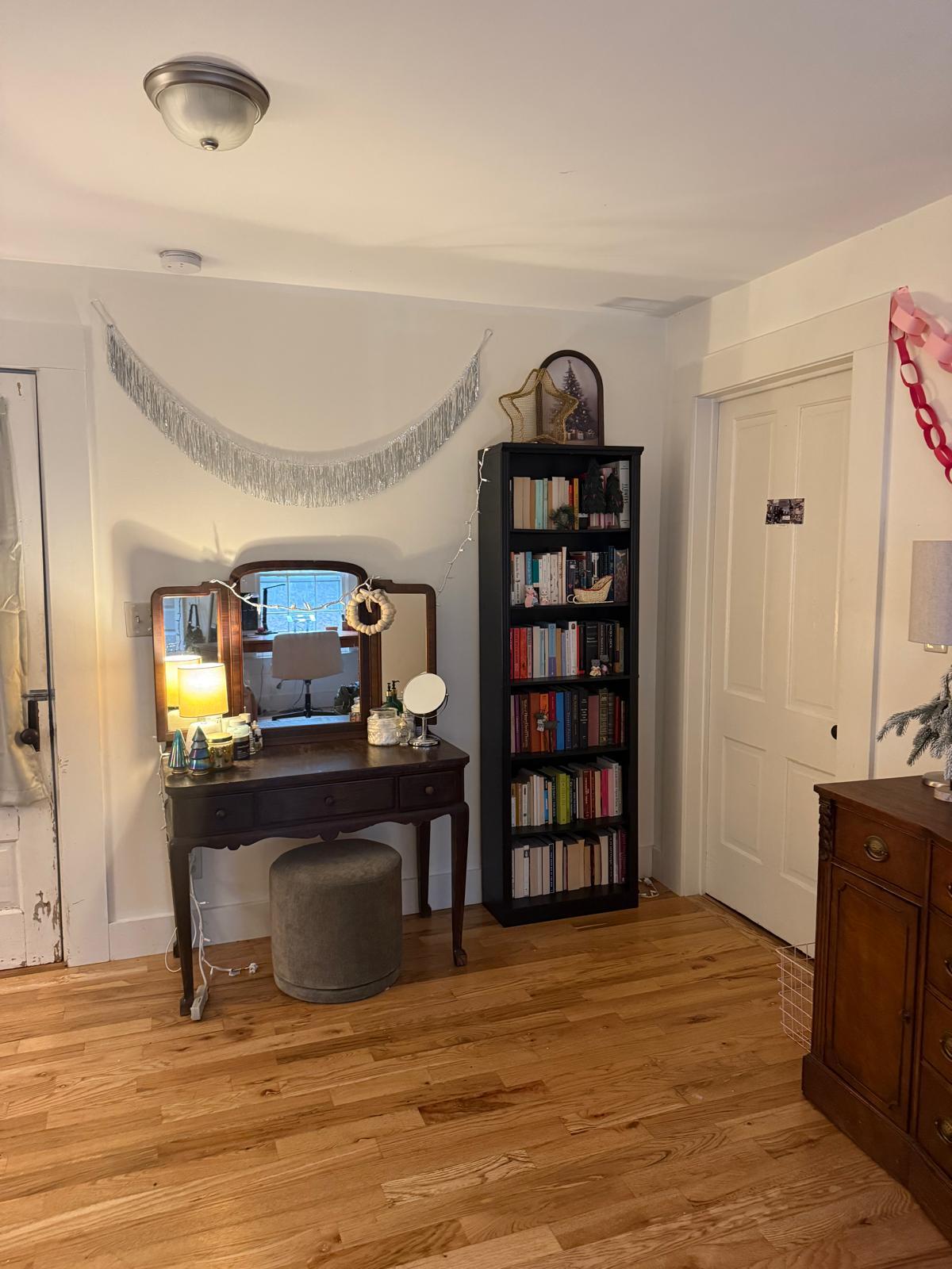 bedroom entrance - 955 Oglethorpe Ave