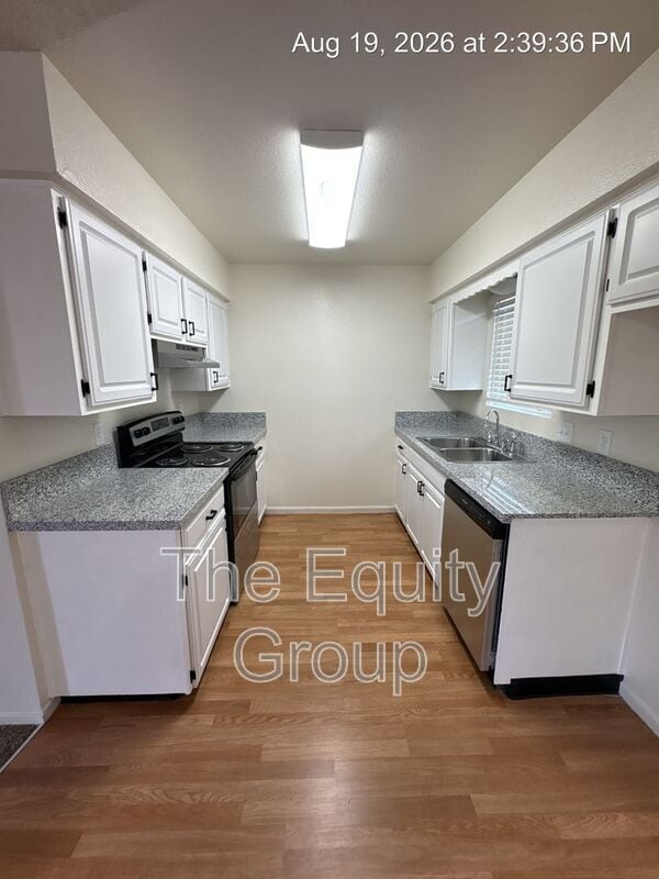 Building Photo - 804 Monarch Cir