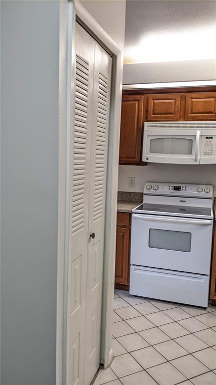 Building Photo - 2912 S Semoran Blvd