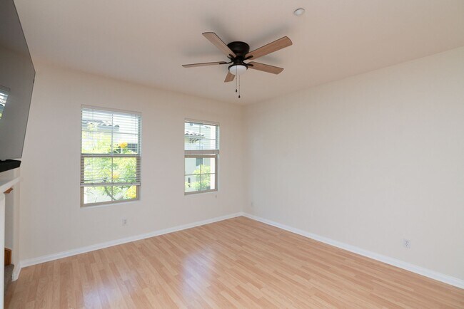 Building Photo - 2656 Escala Cir
