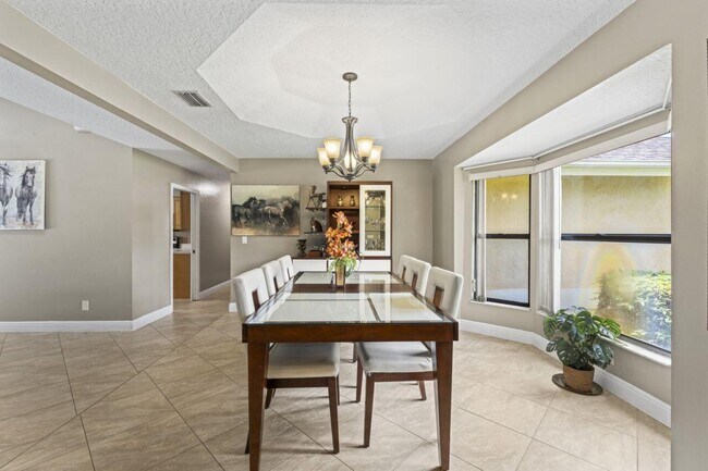 Building Photo - 13679 Callington Dr