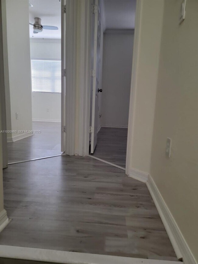 Building Photo - 10870 NW 88th Terrace