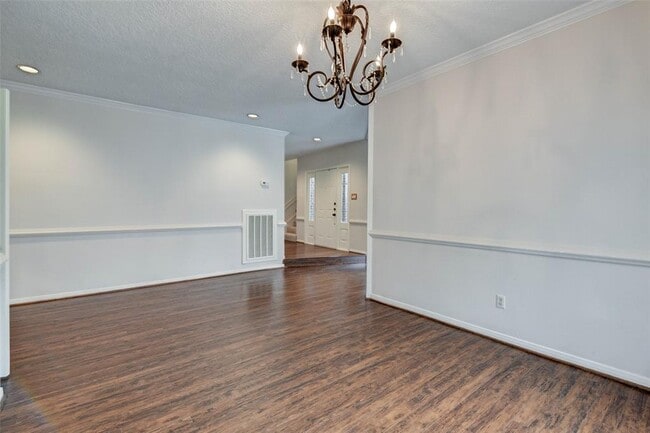 Building Photo - 20642 Laurel Lock Dr