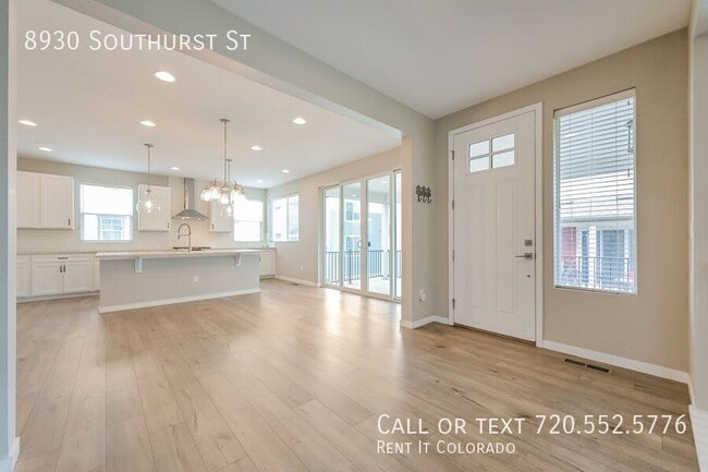 Building Photo - 8930 Southurst St