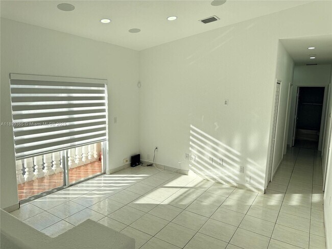 Building Photo - 7221 NW 174th Terrace
