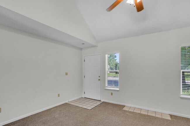 Building Photo - 4401-4403 Cheryl Ct.