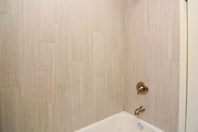 Building Photo - 2839 W Palmer St