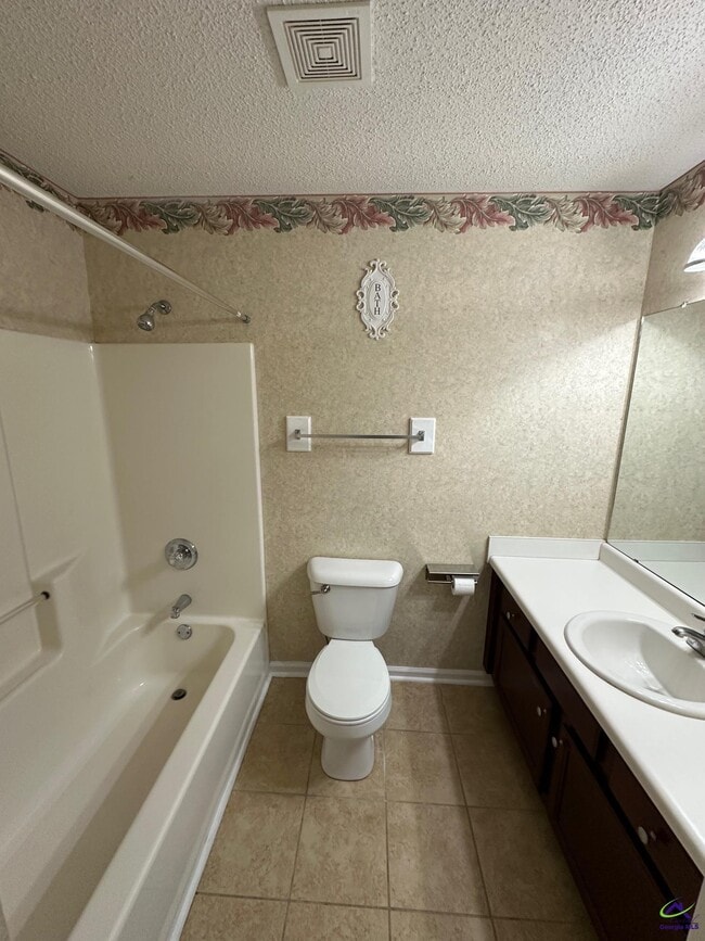 Building Photo - 122 Somerset Dr