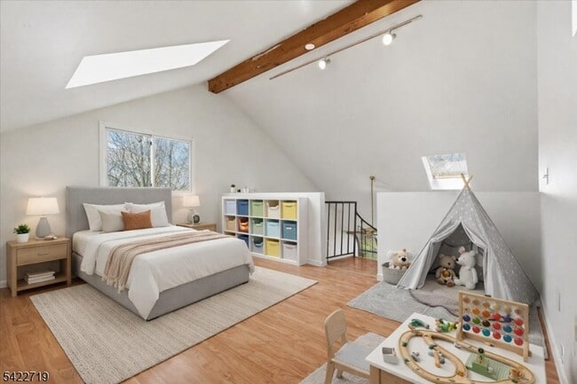 Building Photo - 8 Augusta Dr