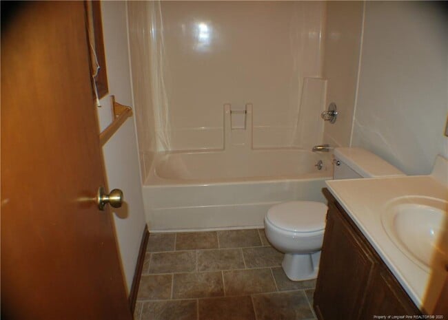 Building Photo - 5924 Labonte Dr