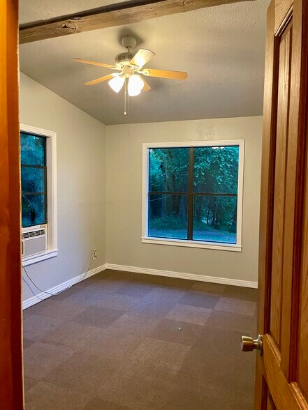 Building Photo - 13101 FM 225