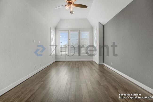 Building Photo - 144 Arbolado Lp