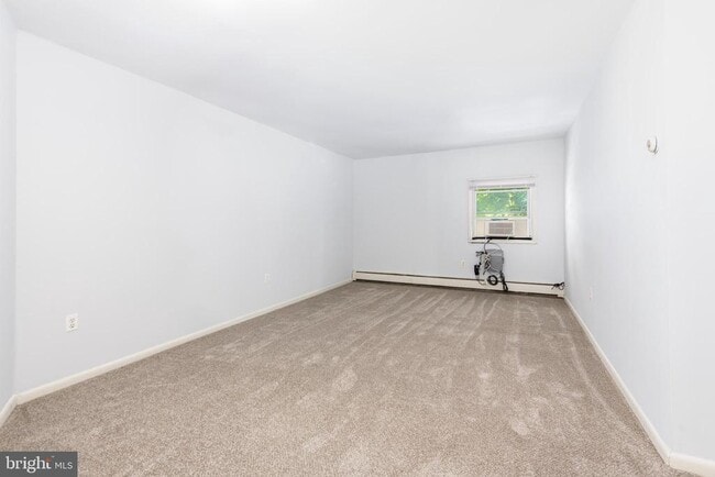Building Photo - 2120 Bellemead Ave
